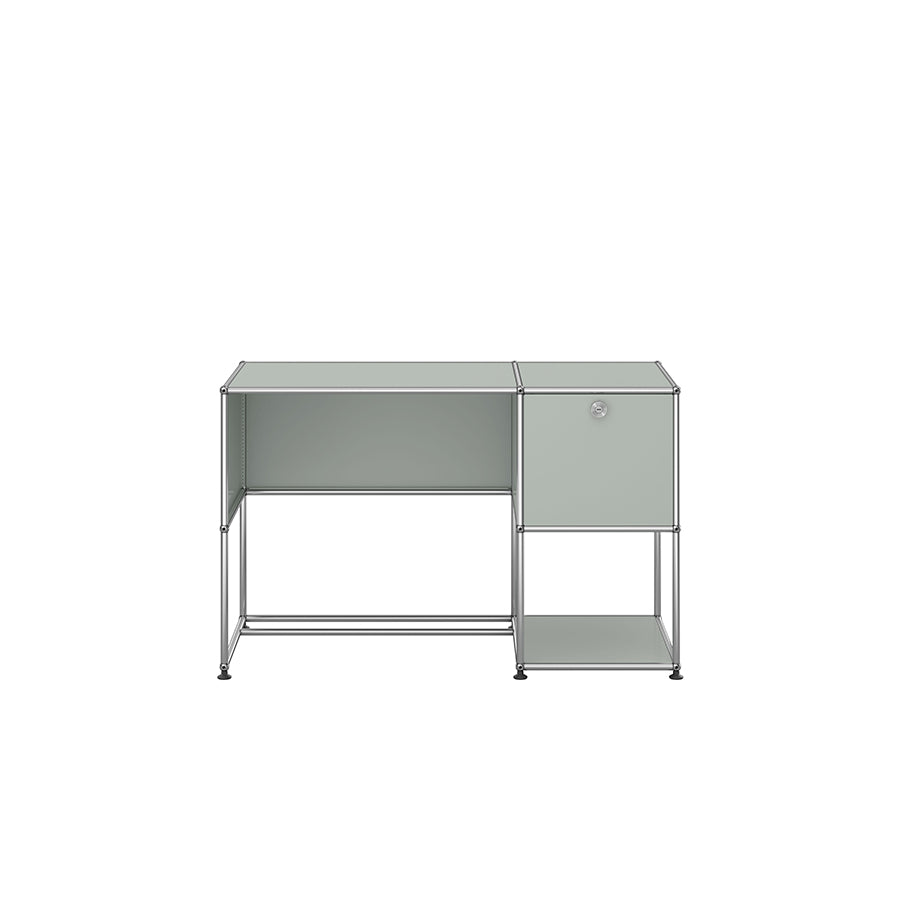 USM Haller desk